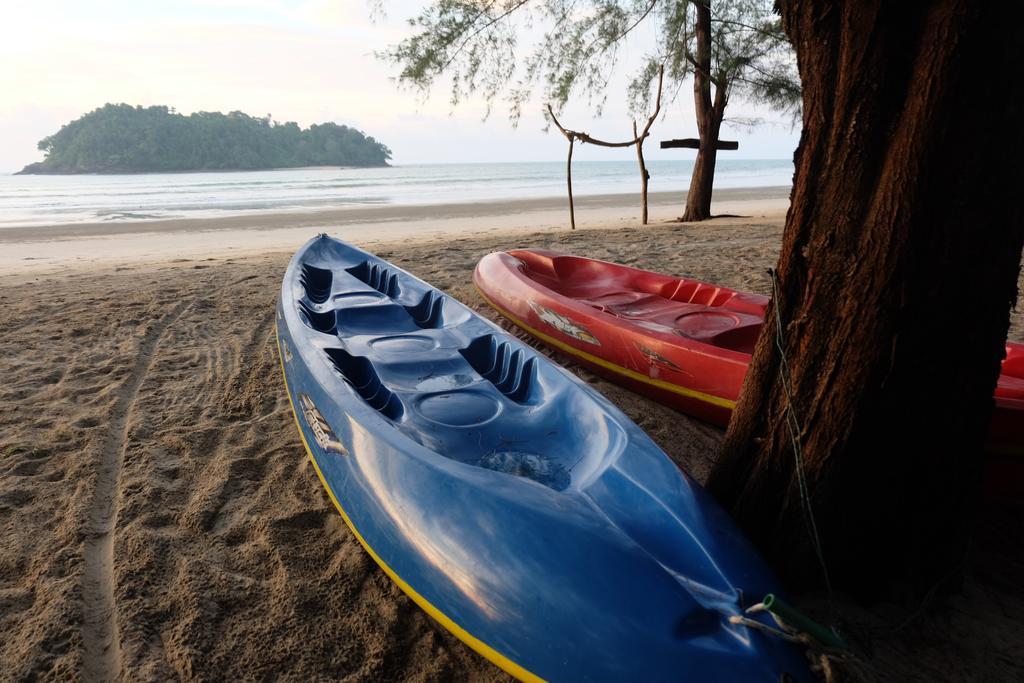 Mr. Chuoi Bar&Hut Hotel Ko Phra Thong Ngoại thất bức ảnh