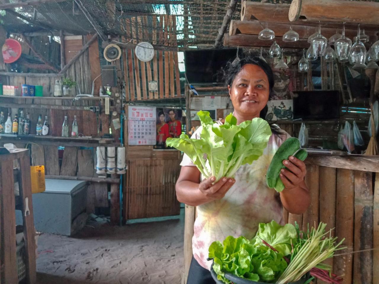 Mr. Chuoi Bar&Hut Hotel Ko Phra Thong Ngoại thất bức ảnh